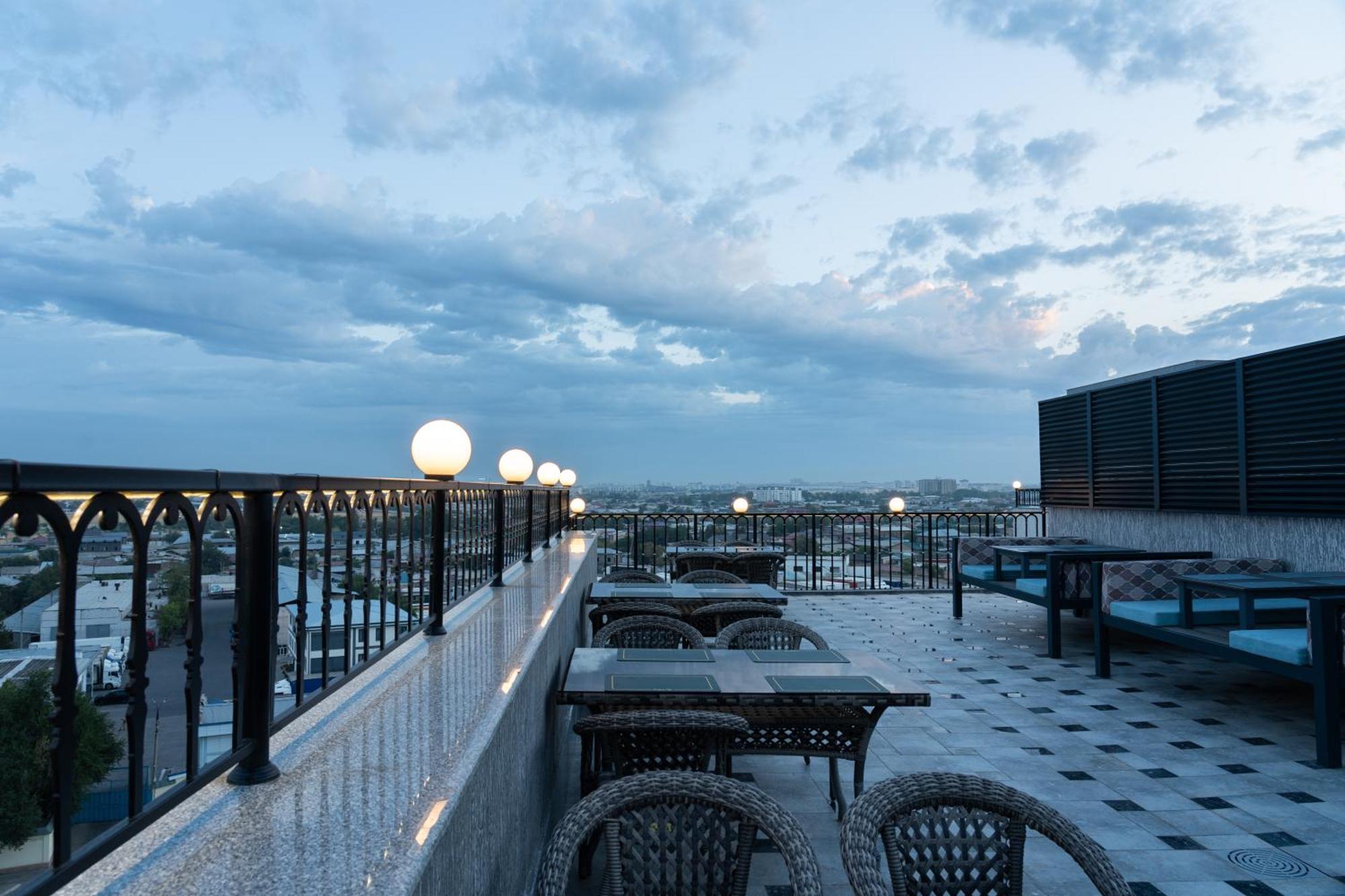 Shamsan Airport Hotel Ташкент Экстерьер фото