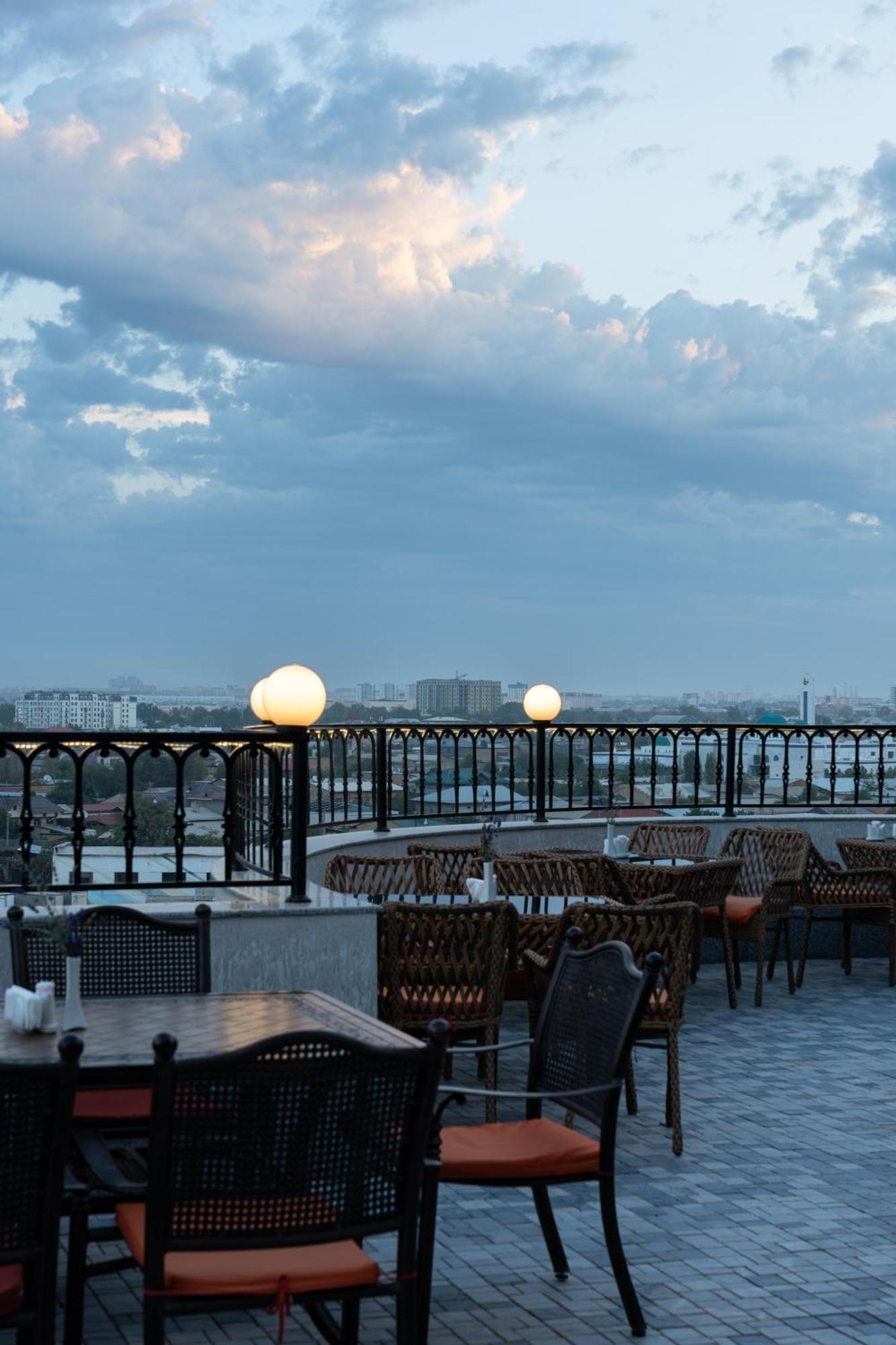 Shamsan Airport Hotel Ташкент Экстерьер фото