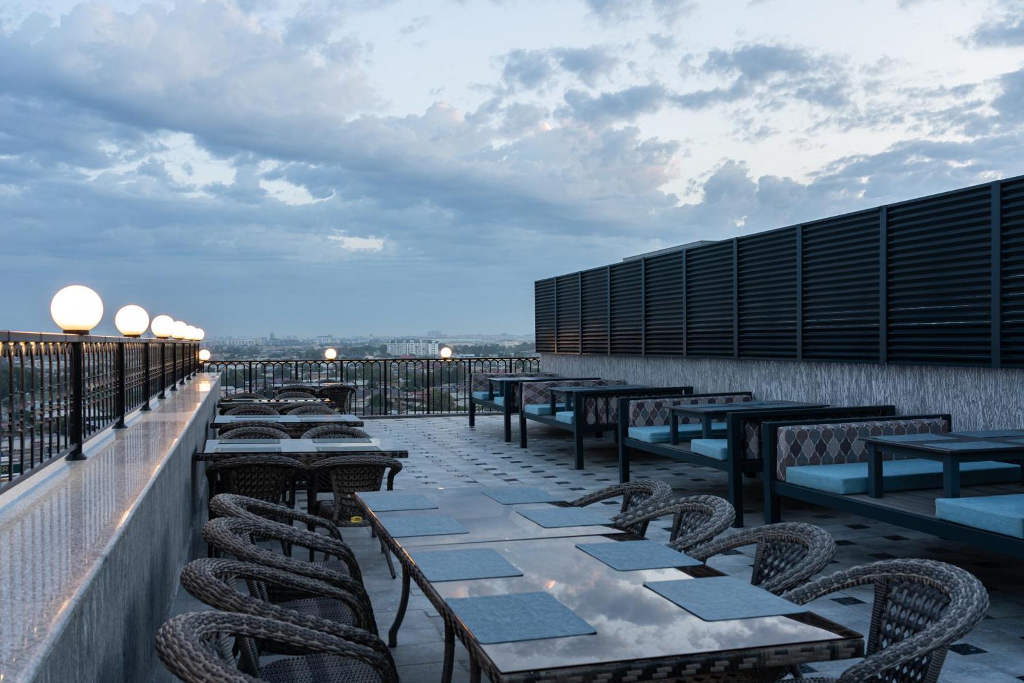 Shamsan Airport Hotel Ташкент Экстерьер фото